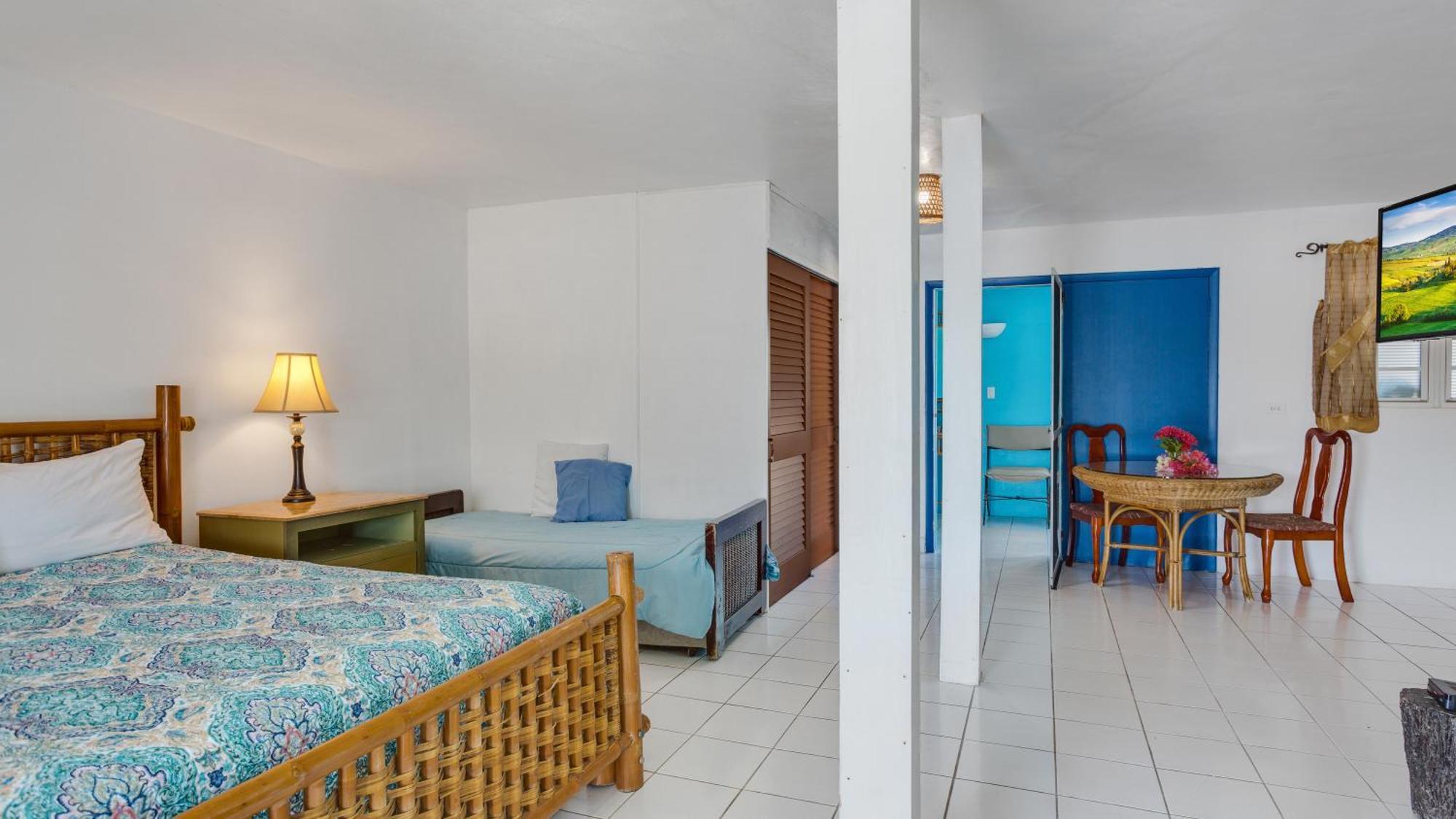 Edwards Guesthouse Sandy Ground Village المظهر الخارجي الصورة