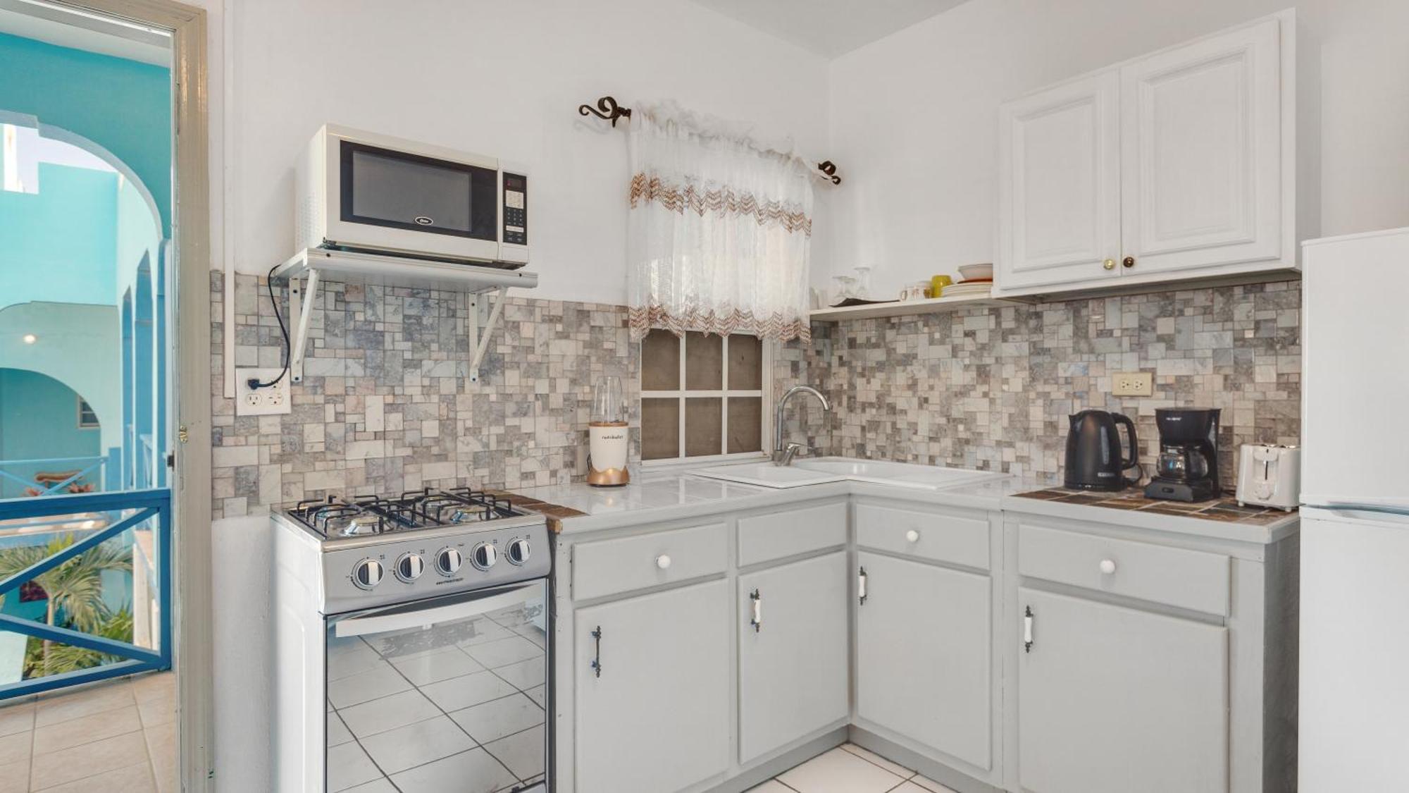 Edwards Guesthouse Sandy Ground Village المظهر الخارجي الصورة